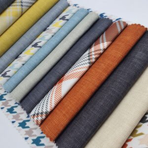 Lodos, modern desenleri ve canlı renk kombinasyonlarıyla mekânlara enerji katan, dayanıklı yapısıyla öne çıkan döşemelik kumaş koleksiyonudur.