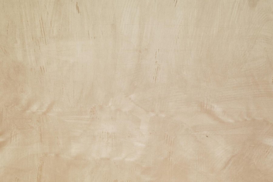 Berra, sade dokusu ve zarif tonlarıyla yaşam alanlarına huzur ve zamansız bir şıklık kazandıran yüksek kaliteli döşemelik kumaştır.