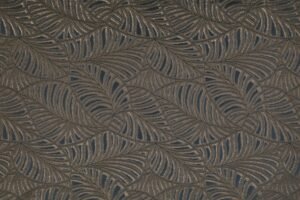 Flora, doğal yaprak desenleri ve 14 farklı renk seçeneğiyle yaşam alanlarına zarif bir doğallık ve zamansız bir şıklık katar.