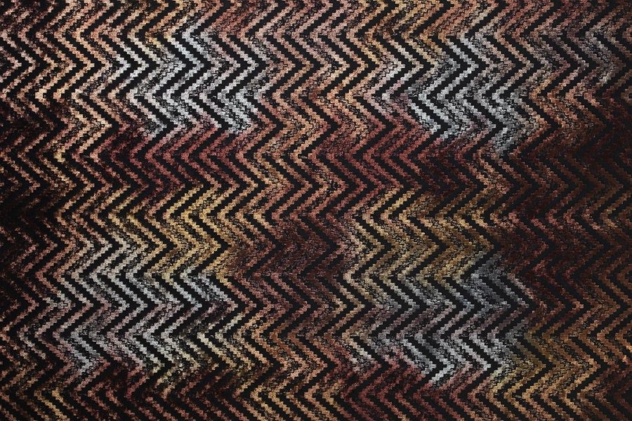 GAUDI, Evipek koleksiyonunun öne çıkan döşemelik kumaşlarından biridir. Sanatsal desenleri ve zarif dokusu sayesinde mobilyalarda sofistike bir atmosfer yaratır. Kadife dokusu ve güçlü renk geçişleri, yaşam alanlarına derinlik ve ayrıcalıklı bir kimlik kazandırır.