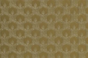 Life, klasik desenleri ve zengin dokusuyla yaşam alanlarına sofistike bir atmosfer ve zamansız bir ihtişam kazandıran döşemelik kumaştır.