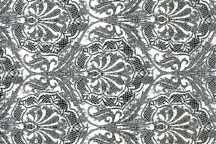 MAYA, modern desen çeşitliliği ve güçlü dokusuyla mobilyalara karakter kazandıran şık ve dayanıklı döşemelik kumaş serisidir.