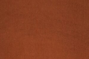 ALEGA, geometrik deseni ve güçlü dokusuyla mekânlara modern ve enerjik bir atmosfer katar. Estetik ve dayanıklı döşemelik kumaş seçeneği.