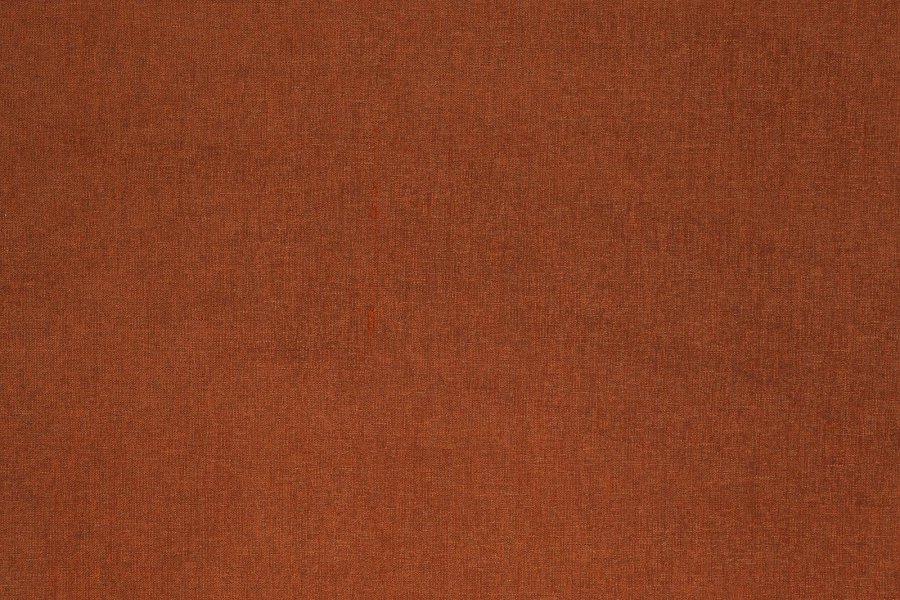 ALEGA, geometrik deseni ve güçlü dokusuyla mekânlara modern ve enerjik bir atmosfer katar. Estetik ve dayanıklı döşemelik kumaş seçeneği.