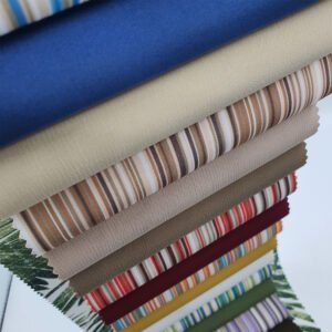 Vitello, düz renkler ve çizgili desenleriyle yaşam alanlarına modern zarafet katan, dayanıklı ve estetik döşemelik kumaş koleksiyonudur.