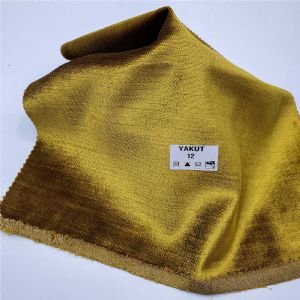 Ruby — это коллекция обивочных тканей премиум-класса, которые добавляют пространству утонченной элегантности и элегантности благодаря своим ярким цветам и роскошной бархатной текстуре.