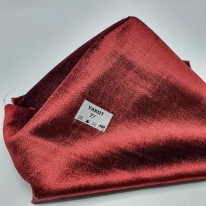 Ruby — это коллекция обивочных тканей премиум-класса, которые добавляют пространству утонченной элегантности и элегантности благодаря своим ярким цветам и роскошной бархатной текстуре.