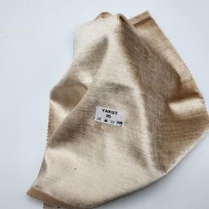 Ruby — это коллекция обивочных тканей премиум-класса, которые добавляют пространству утонченной элегантности и элегантности благодаря своим ярким цветам и роскошной бархатной текстуре.